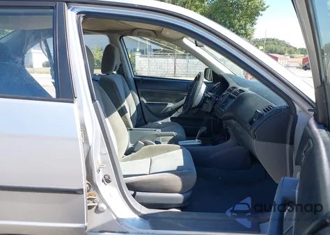 2005 Honda Civic Vp from USA, damaged, VIN 1HGES16375L025542